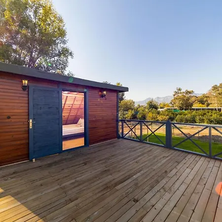 Cozy Bungalow Surrounded By Nature In Konyaalti Antalya
